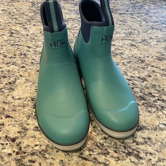 HUK ROGUE WAVE DECK BOOTS FOR WOMEN SIZE 10 - Picture 2 of 7